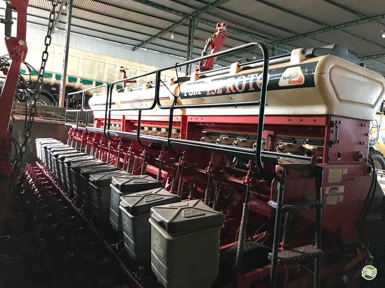 PLANTADEIRA SEMEATO SEMEATO PSM 152 Pró Campo Concessionária Stara - Rondonópolis RONDONOPOLIS MATO GROSSO MT